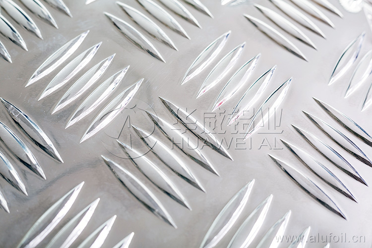 plaque de bande de roulement en aluminium diamant texturé